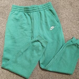 Nike Boys Green Joggers XL